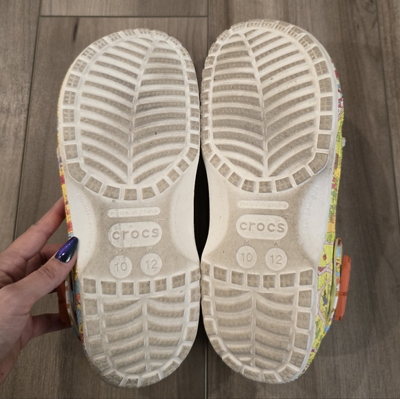 DISNEY Vault 50th Crocs - Picture 9 of 10